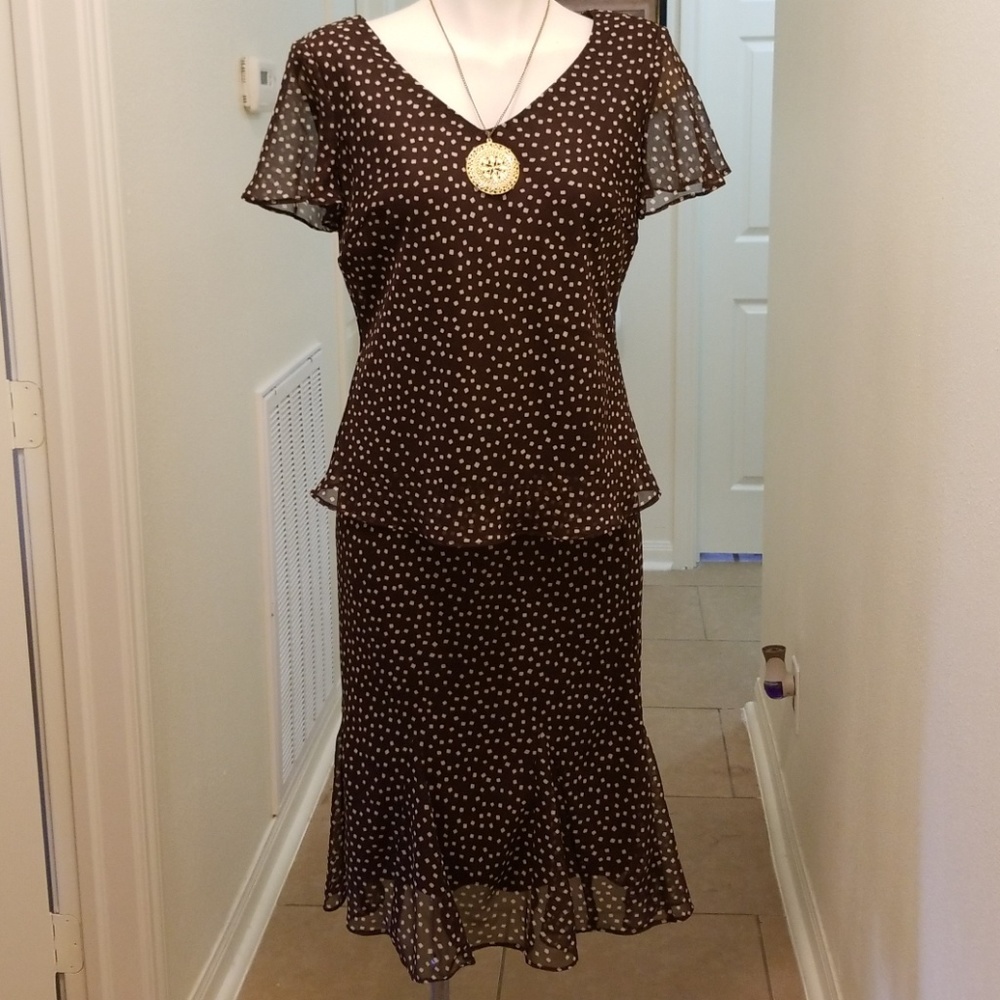 Karen Stevens skirt set, Brown & White Print, 8